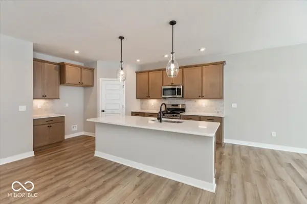 14982 Garden Mist PL, Fishers, IN 46037