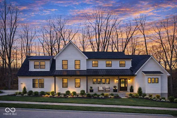 5166 Oak Ridge TRL,  Columbus,  IN 47201