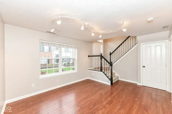 9080 Teaneck DR, Fishers, IN 46038