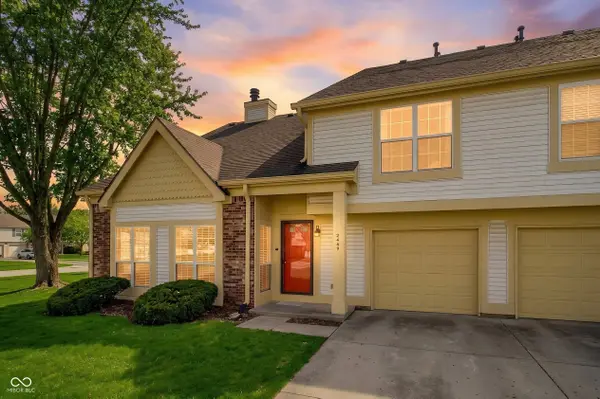 2449 Chaseway CT, Indianapolis, IN 46268