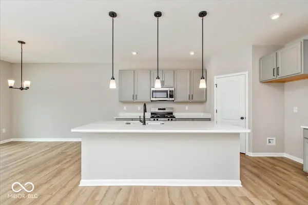 7150 Maidstone CV, Mccordsville, IN 46055