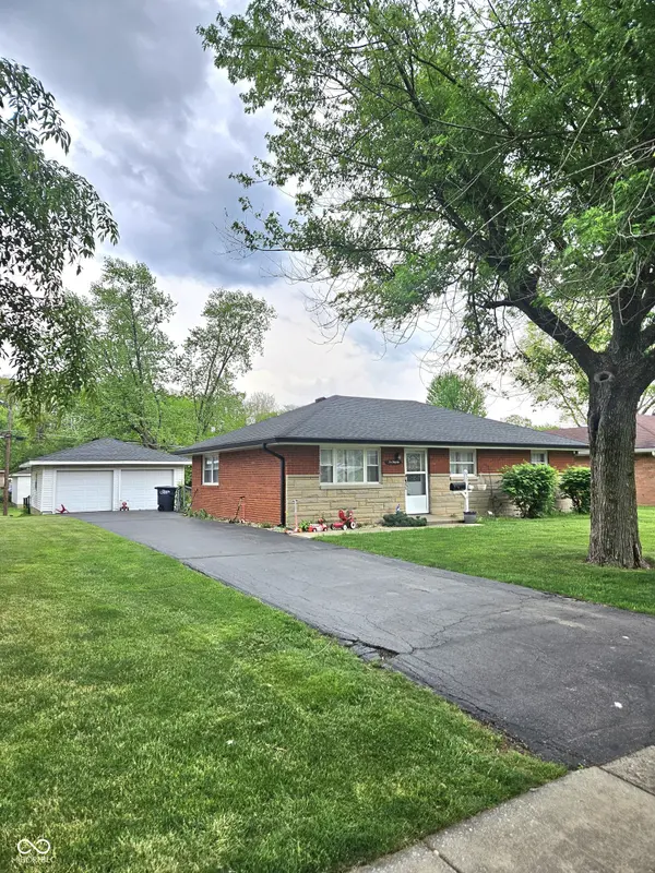 631 Memorial DR, Beech Grove, IN 46107