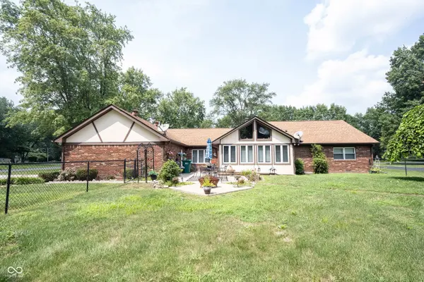 5179 W Blue Bell DR, New Palestine, IN 46163