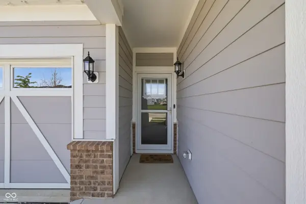 6843 Sable Point DR, Brownsburg, IN 46112