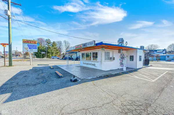 112 E Pat Rady WAY, Bainbridge, IN 46105
