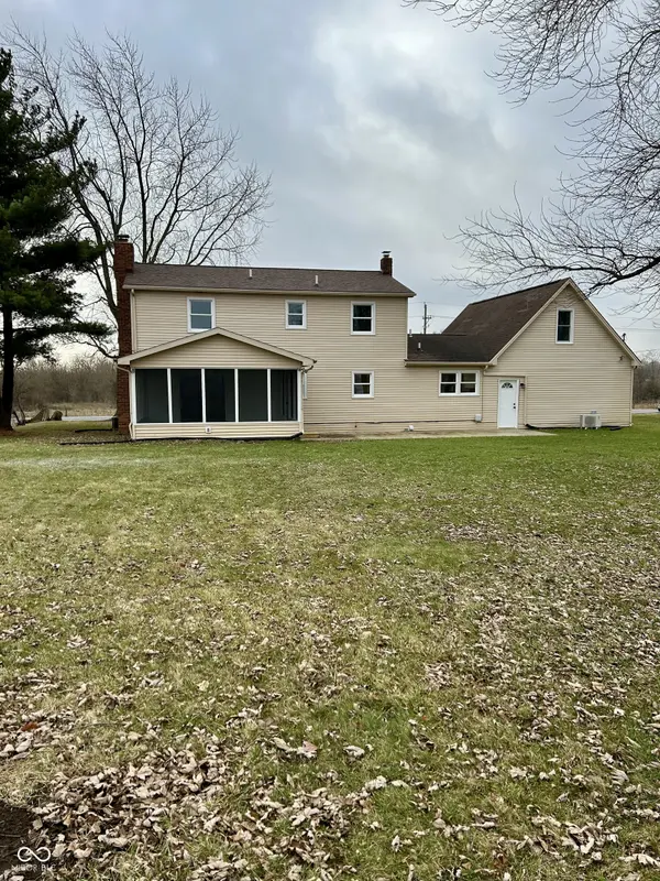 728 E County Road 100 N, Frankfort, IN 46041