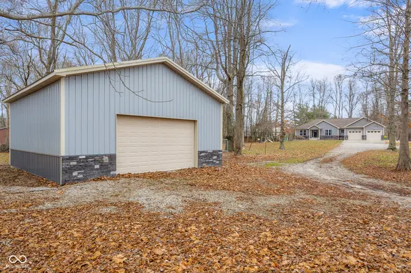 737 Enos RD, Seymour, IN 47274