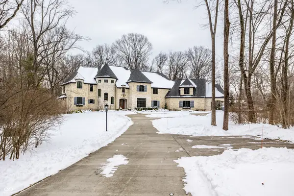 955 Bloor LN, Zionsville, IN 46077