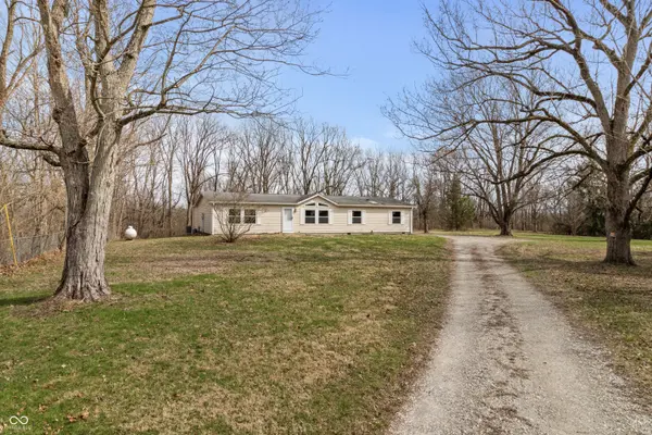 5835 Broyles RD, Avon, IN 46123