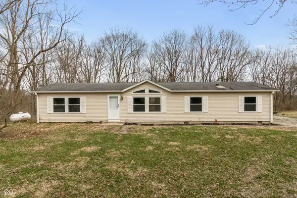 5835 Broyles RD, Avon, IN 46123
