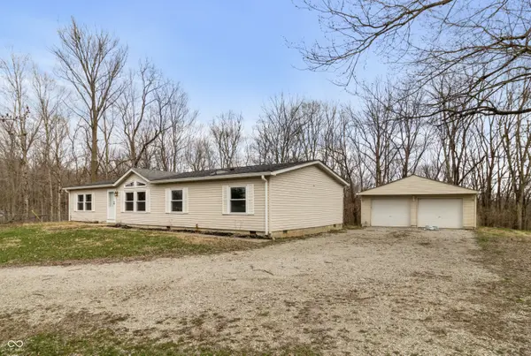 5835 Broyles RD, Avon, IN 46123