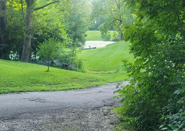 8779 N Briarwood Lake West CT, Monrovia, IN 46157