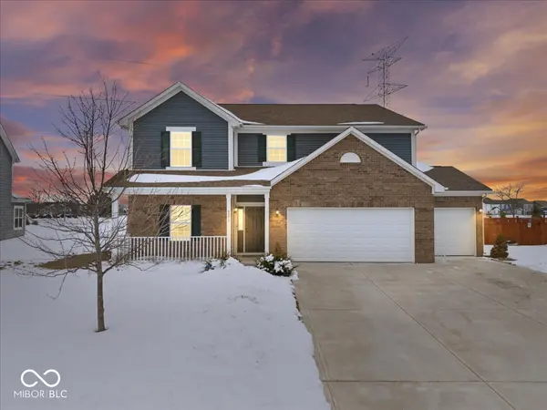 6873 W Cedarwood CIR, Mccordsville, IN 46055