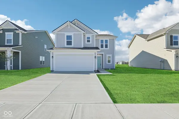 1947 White Oak LN, Shelbyville, IN 46176