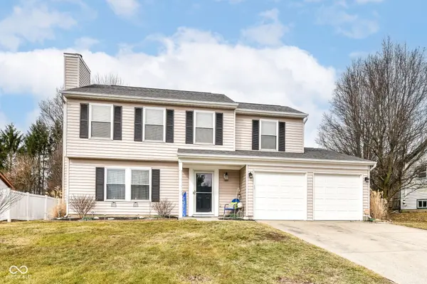 10626 E Creekside Woods DR, Indianapolis, IN 46239
