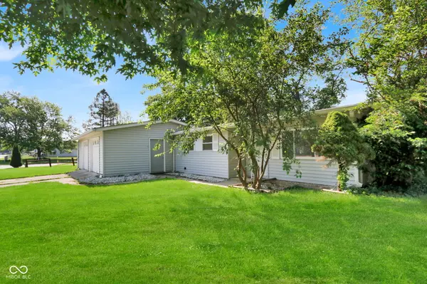 153 Parkview DR, Whiteland, IN 46184
