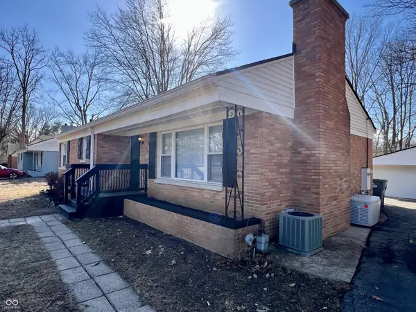 5736 Sharon RD, Indianapolis, IN 46228