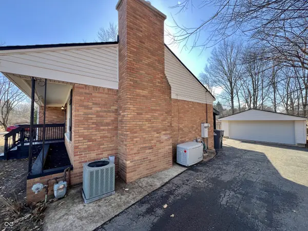 5736 Sharon RD, Indianapolis, IN 46228