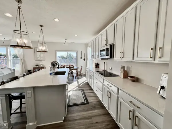 1479 Classic AVE, Greenwood, IN 46143
