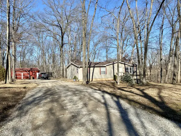 786 E Bonebrake RD, Veedersburg, IN 47987