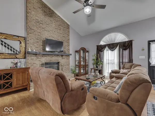 9119 Electric CT, Indianapolis, IN 46260