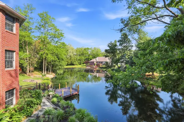 136 W Chalet DR, Mooresville, IN 46158