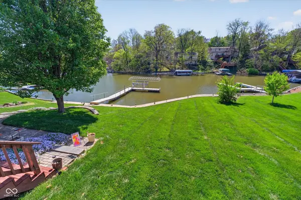 2427 Hawthorn PL, Noblesville, IN 46062