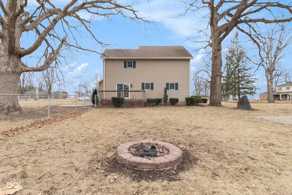 11402 W 1200 N, Monticello, IN 47960