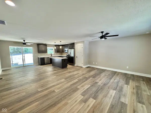 613 Jefferson VLY, Coatesville, IN 46121
