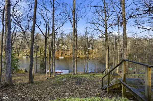 427 W Greenwalt DR, Nineveh, IN 46164