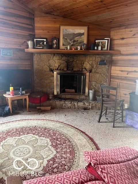 1161 Hornettown RD, Morgantown, IN 46160