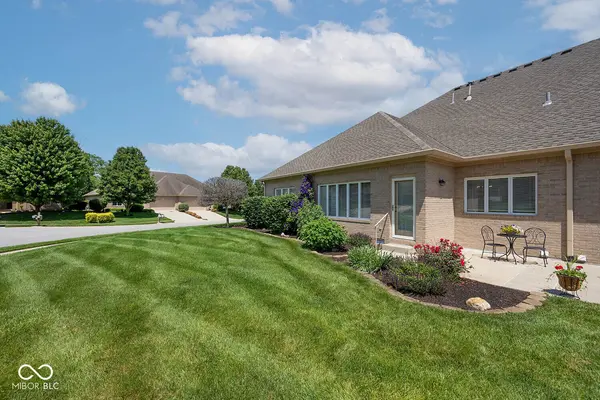 3287 Windham DR, Greenwood, IN 46143