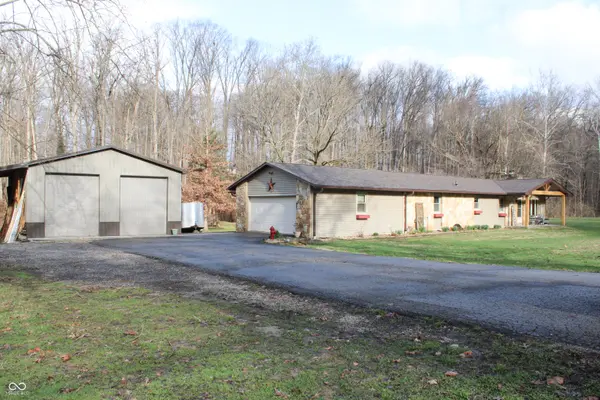 248 Byram LN, North Vernon, IN 47265