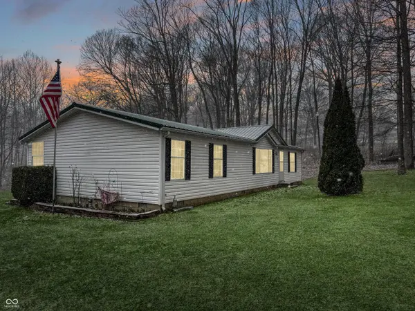 119 Sugar Run RD, Bedford, IN 47421