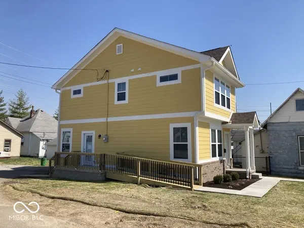 116 E Pennsylvania ST, Shelbyville, IN 46176