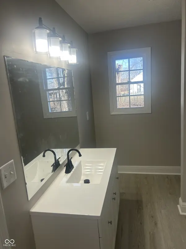 333 S 1st ST, Austin, IN 47102