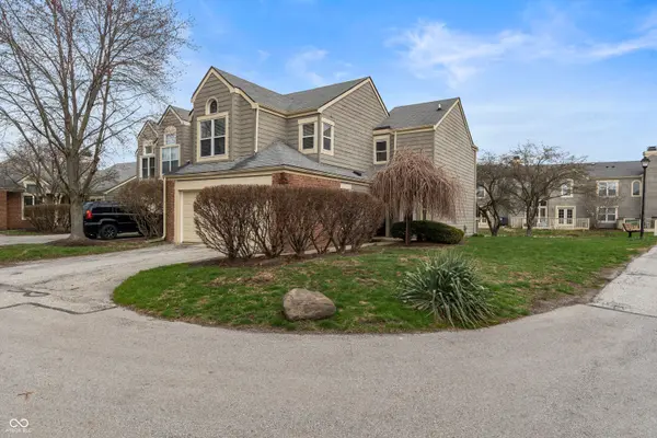 9479 Bridgewater CIR, Indianapolis, IN 46250