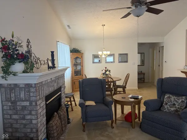 166 Lake View CT, Avon, IN 46123