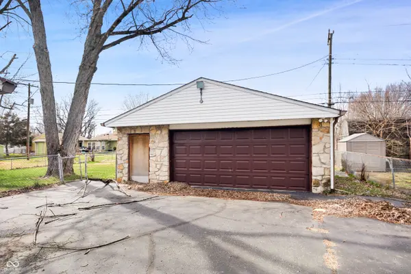 188 Lynwood DR, Whiteland, IN 46184
