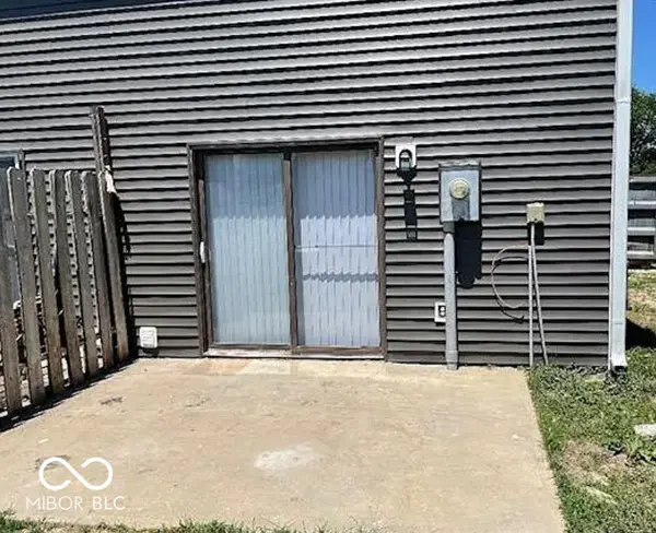 9435 9437 Huggin Hollow RD, Martinsville, IN 46151