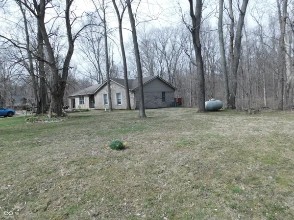 131 Victory Hill, Coatesville, IN 46121