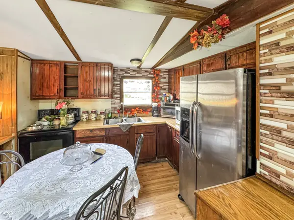102 Hooker ST, Brooklyn, IN 46111
