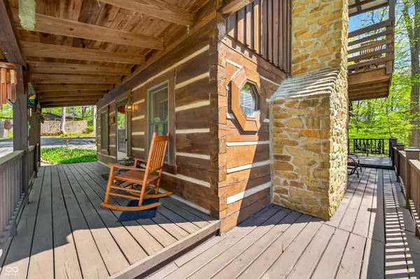 209 Sanctuary LN, Nashville, IN 47448