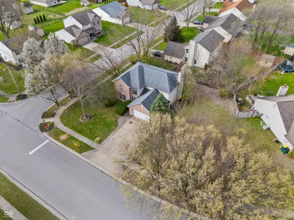 792 N Shore BLVD, Franklin, IN 46131