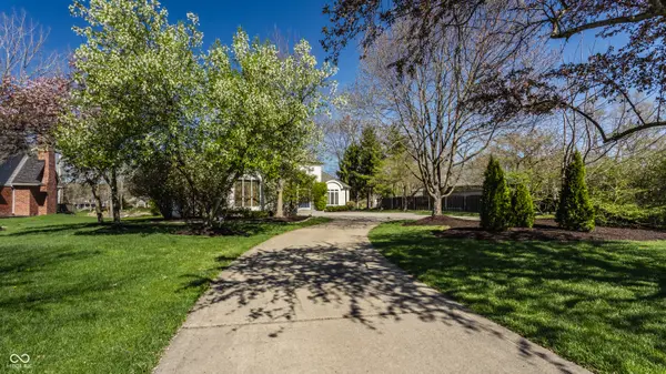 5846 E Fall Creek Parkway North DR, Indianapolis, IN 46226