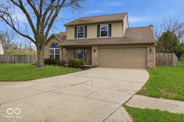 18 Village Pkwy, Pendleton, IN 46064
