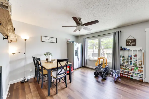 106 Coralbury CT, Mooresville, IN 46158