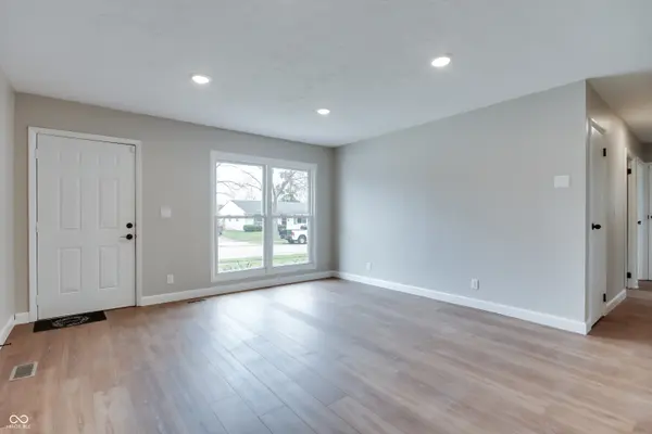 4254 Dubarry RD, Indianapolis, IN 46226