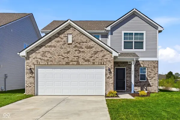 250 Evening Bay CT, Pendleton, IN 46064