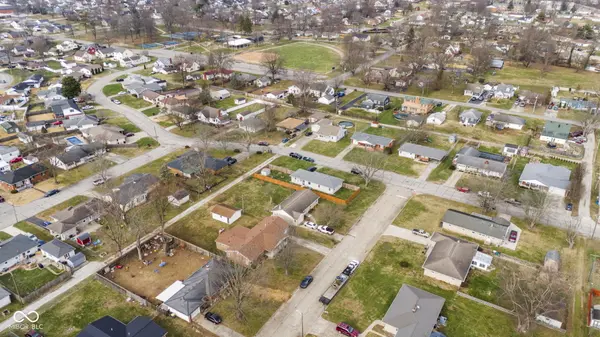 1112 Washington AVE, Seymour, IN 47274